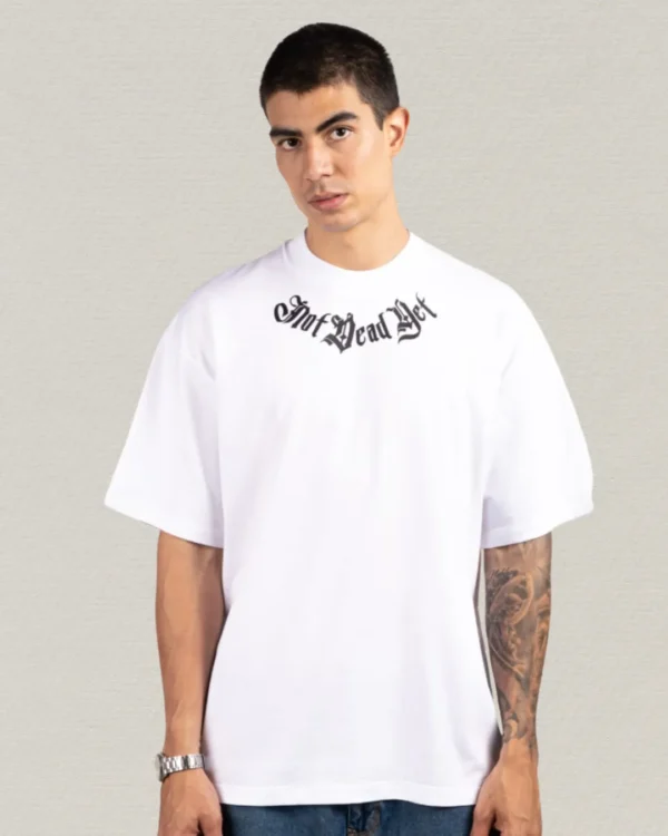 Camiseta Oversize "Not Dead Yet" White: