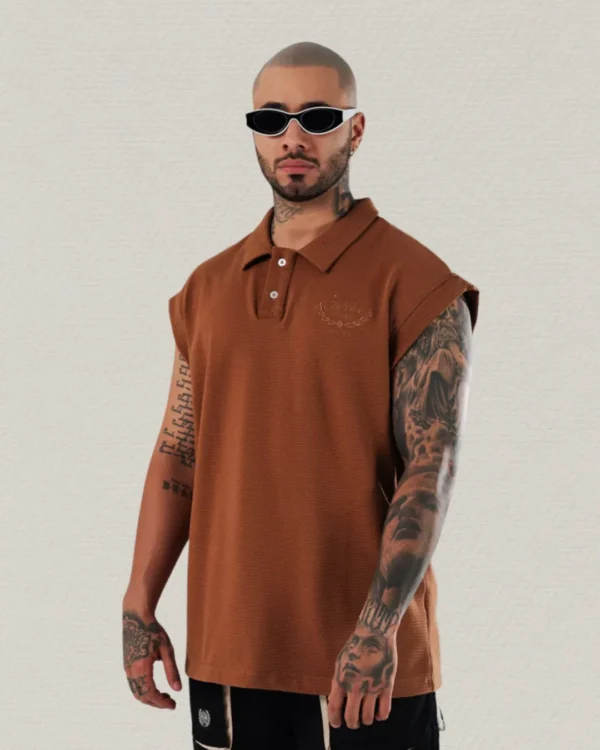 Camisilla tipo polo café