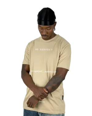 Camiseta Regular Fit "Be Perfect"