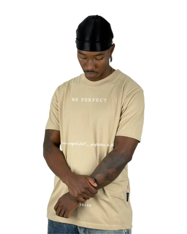 Camiseta Regular Fit "Be Perfect"