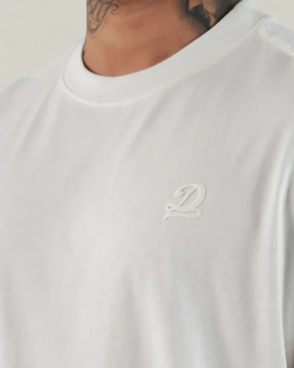 Camisilla con Identidad de Marca Minimalista