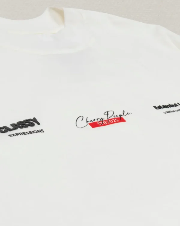 Camiseta Regular Cereza