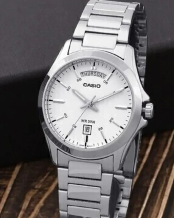 Reloj Casio Enticer MTP-1381D-7AV