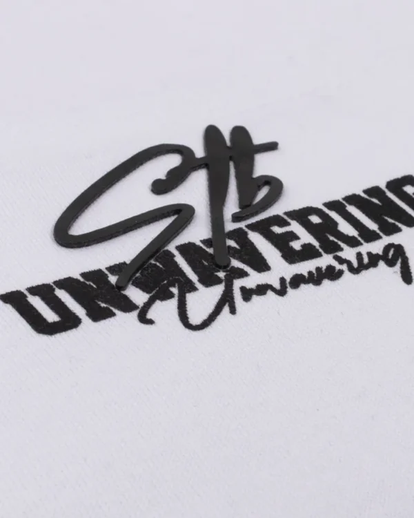 Camiseta Oversize Encapuchado