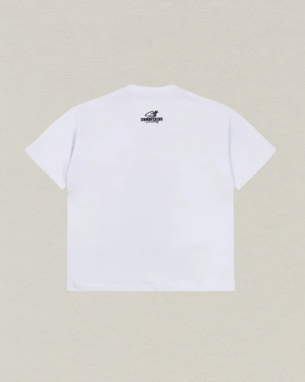 Camiseta Oversize Encapuchado